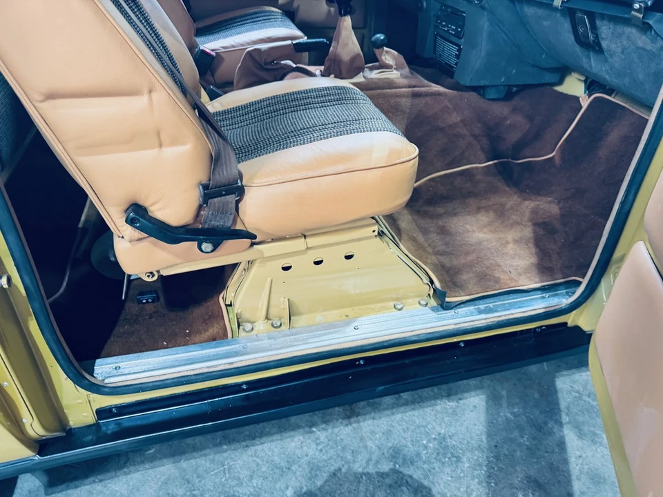 1984 Land Rover Range Rover Classic - Image 29 of 30