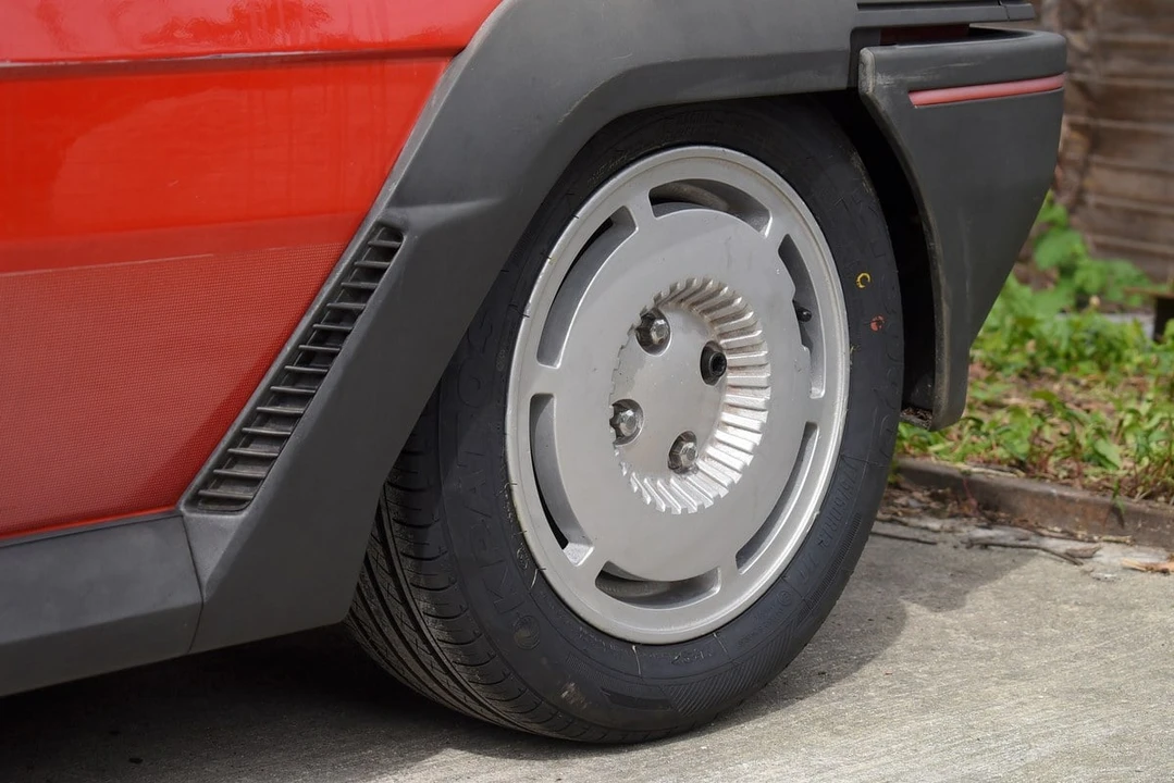 1987 Renault 5 GT Turbo - Image 14 of 30