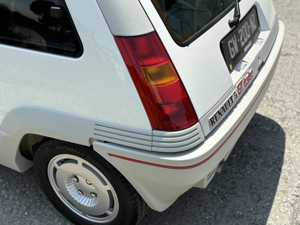 1986 Renault 5 GT Turbo - Image 21 of 31