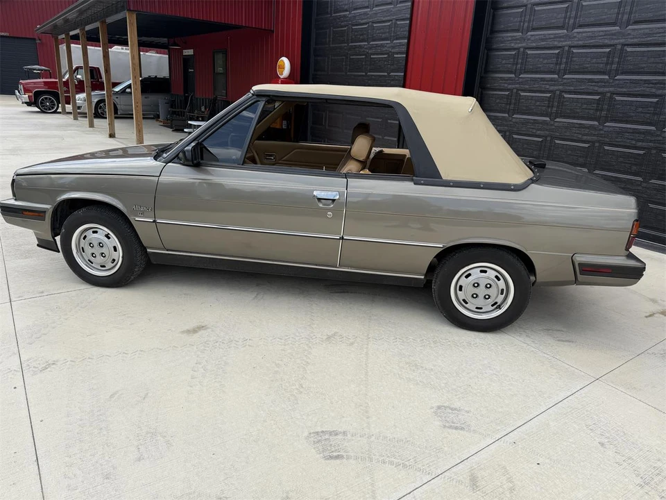 1986 Renault Alliance - Image 8 of 27