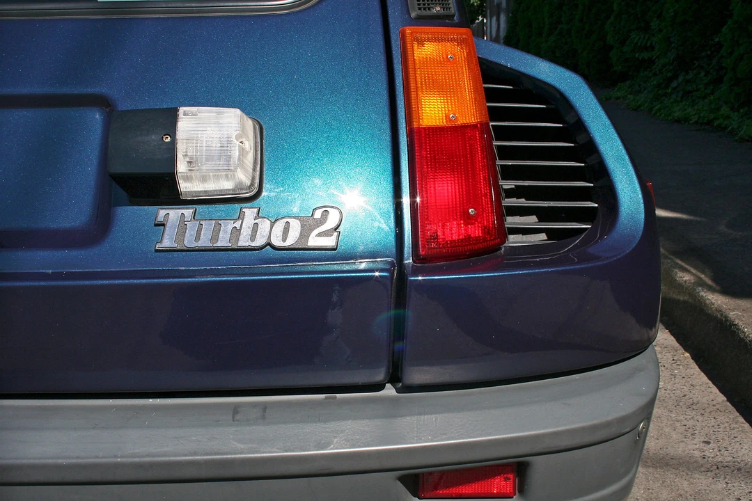 1986 Renault 5 Turbo 2 - Image 4 of 5