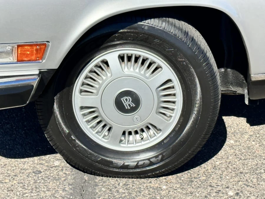 1986 Rolls-Royce Corniche - Image 20 of 31