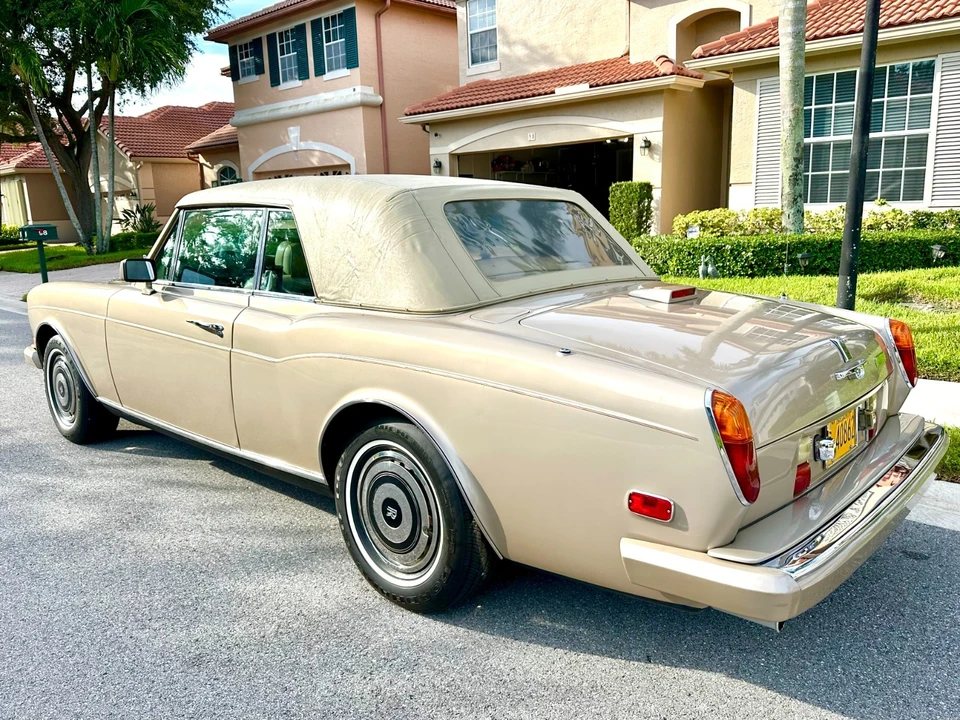 1986 Rolls-Royce Corniche Series II - Image 7 of 21