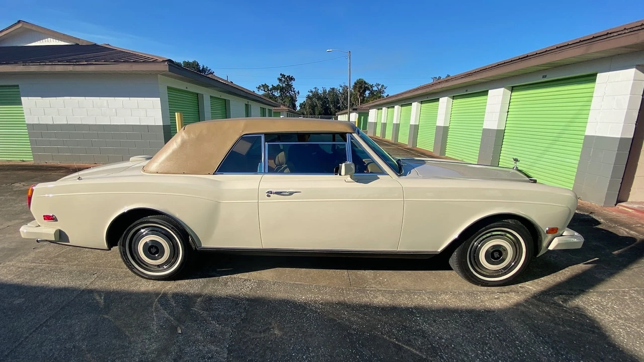 1986 Rolls-Royce Corniche Series II - Image 2 of 23