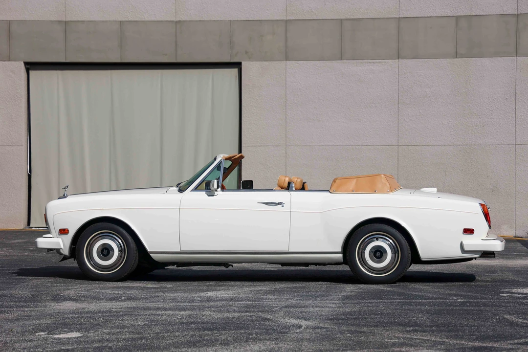1986 Rolls-Royce Corniche Series II - Image 28 of 31