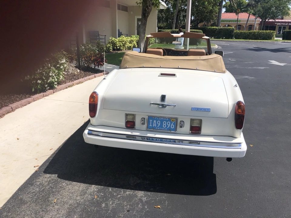 1986 Rolls-Royce Corniche Series II - Image 16 of 21