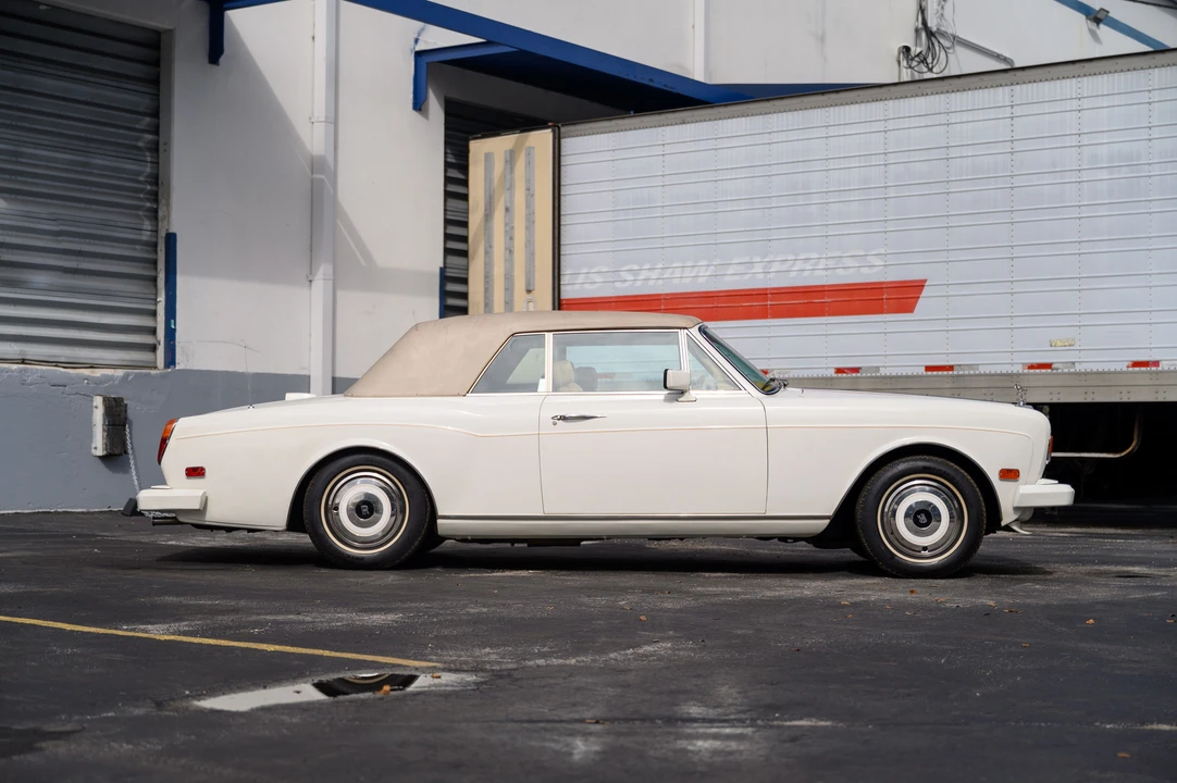 1986 Rolls-Royce Corniche Series II - Image 2 of 31