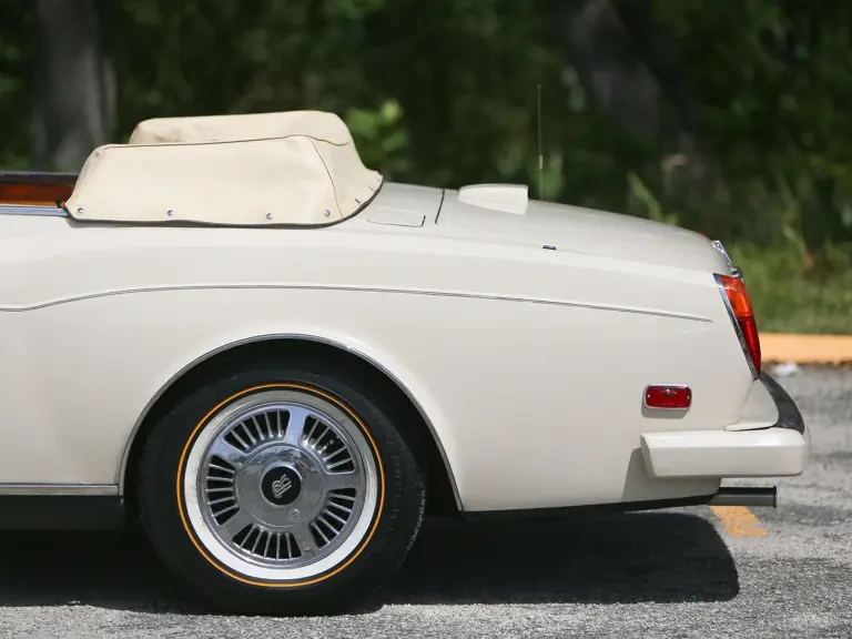 1986 Rolls-Royce Corniche - Image 13 of 31