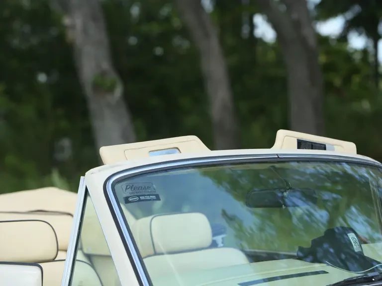 1986 Rolls-Royce Corniche - Image 20 of 31