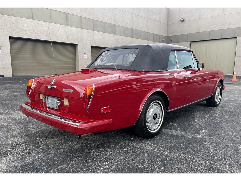 1986 Rolls-Royce Corniche Series I - Image 3 of 29