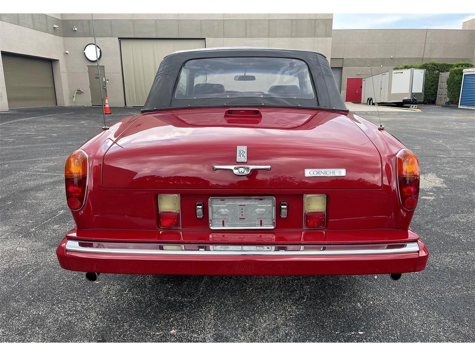 1986 Rolls-Royce Corniche Series I - Image 4 of 29