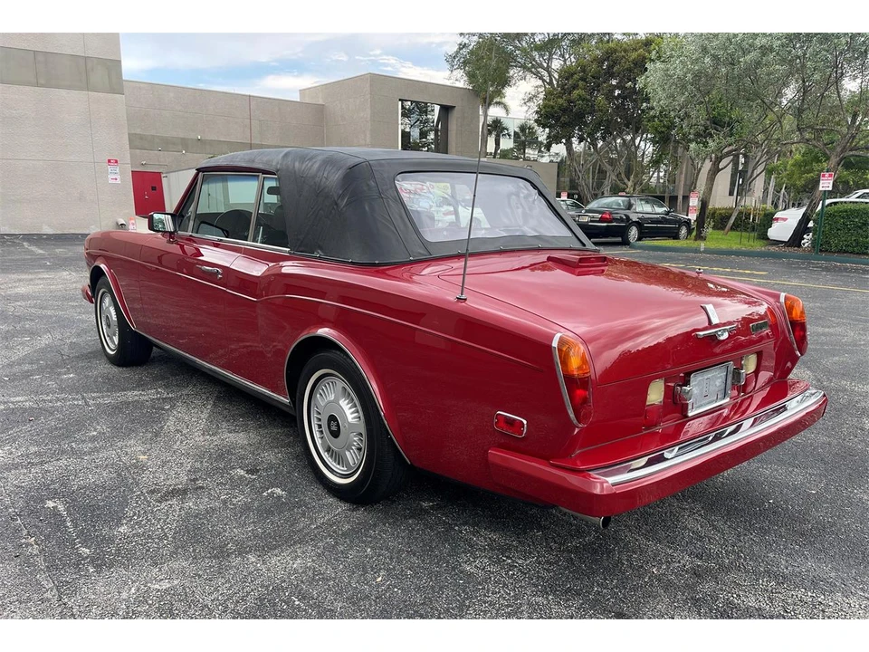 1986 Rolls-Royce Corniche Series I - Image 5 of 29
