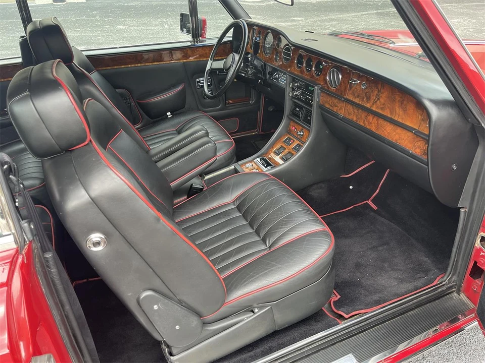 1986 Rolls-Royce Corniche Series I - Image 15 of 29