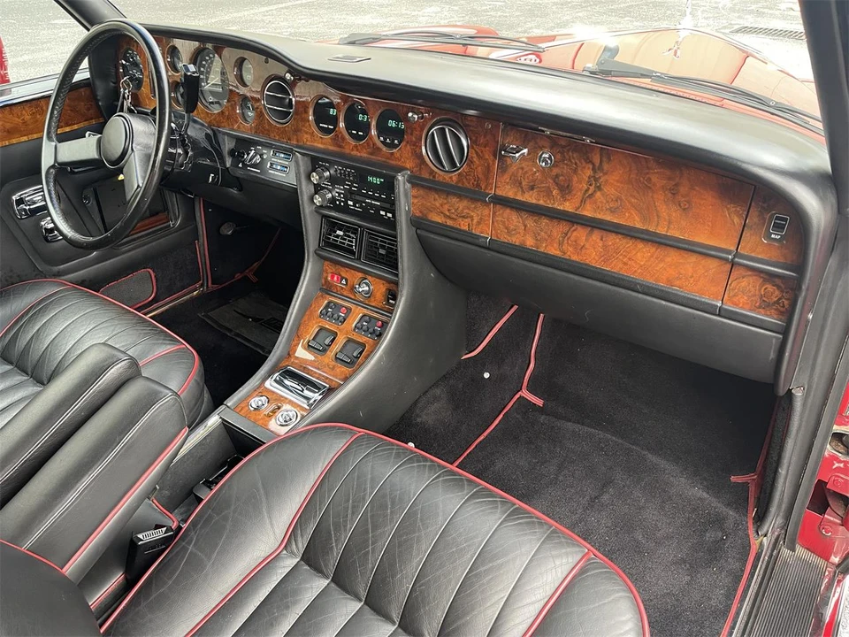 1986 Rolls-Royce Corniche Series I - Image 19 of 29