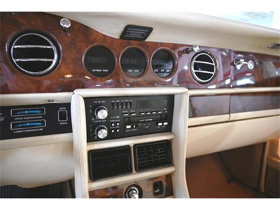 1986 Rolls-Royce Corniche Series I - Image 16 of 31