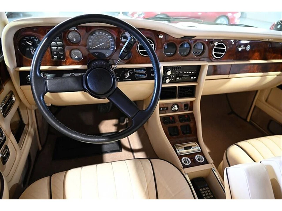 1986 Rolls-Royce Corniche Series I - Image 20 of 31