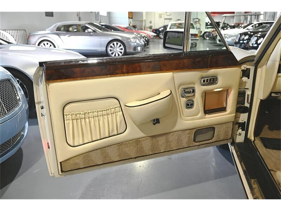 1986 Rolls-Royce Corniche Series I - Image 22 of 31