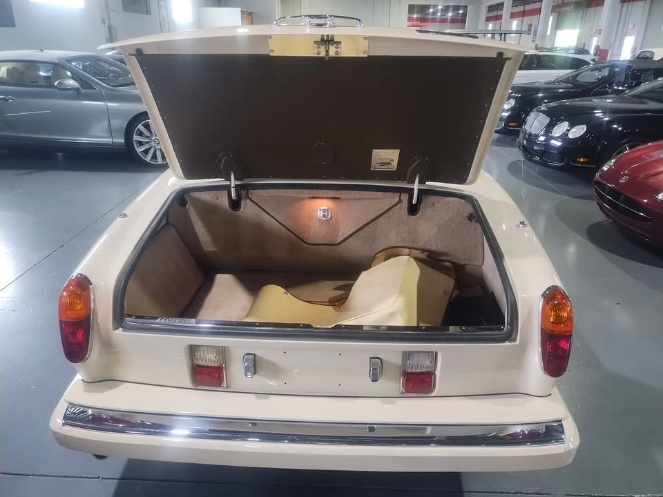 1986 Rolls-Royce Corniche Series II - Image 18 of 20