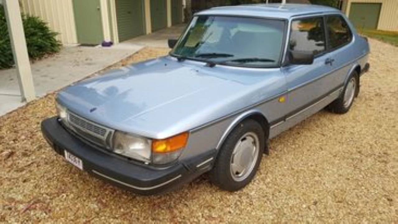 1986 Saab 900 1st Gen - Image 2 of 16