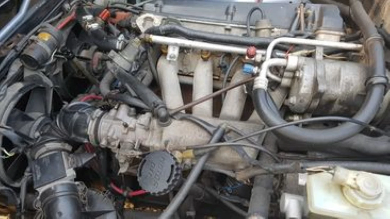 1986 Saab 900 1st Gen - Image 13 of 16