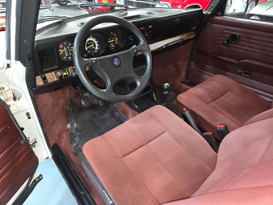 1986 Saab 900 1st Gen - Image 8 of 12
