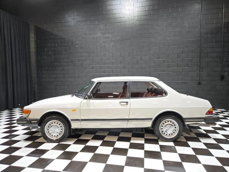 1986 Saab 900 1st Gen - Image 2 of 12