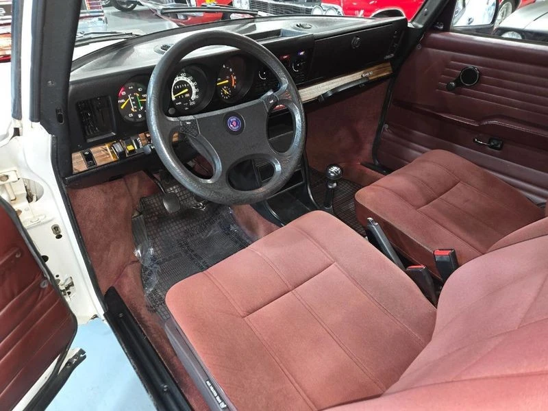 1986 Saab 900 1st Gen - Image 11 of 12