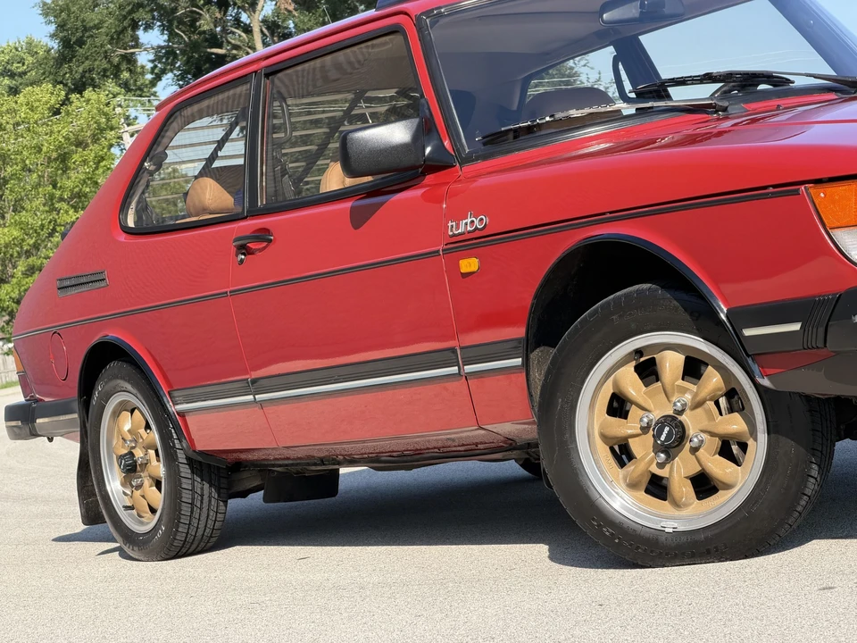 1986 Saab 900 Turbo 1st Gen - Image 28 of 31