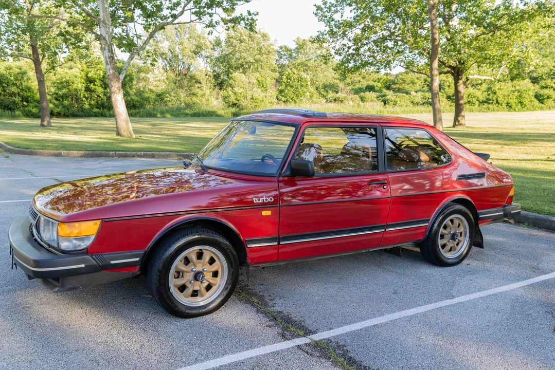 1986 Saab 900 Turbo 1st Gen - Image 19 of 31