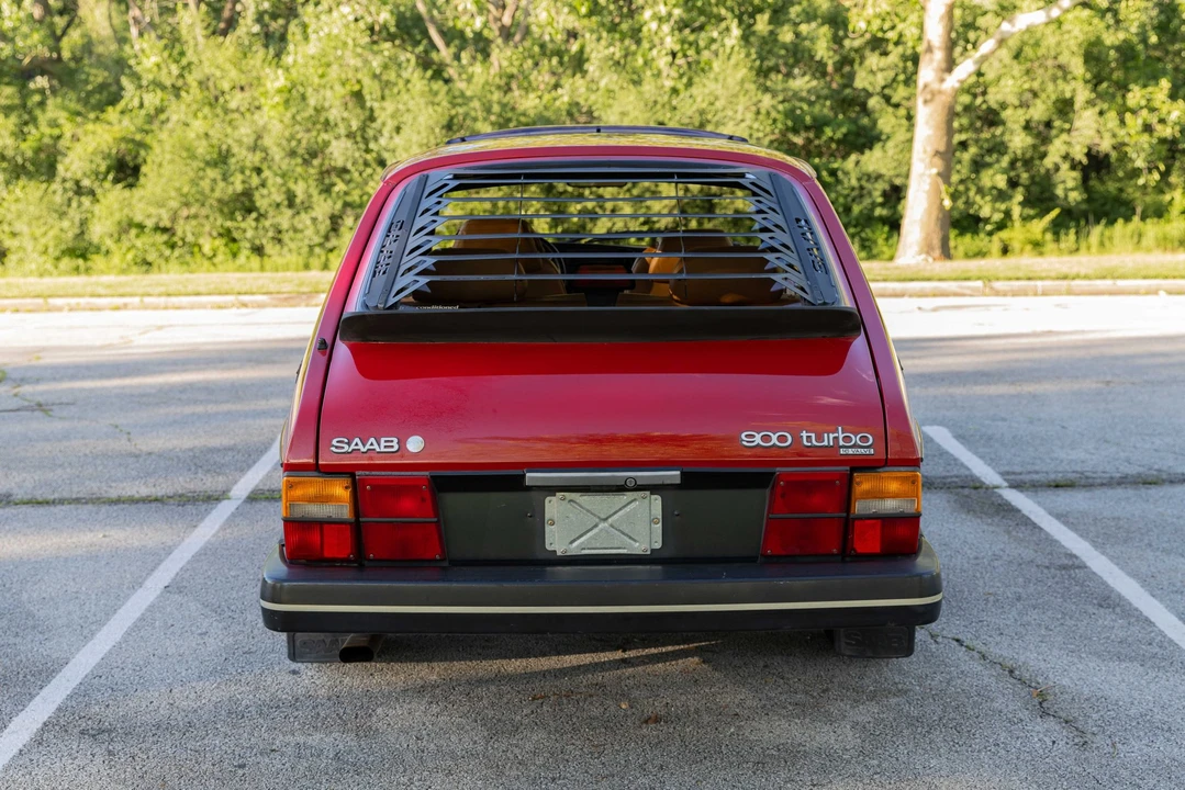 1986 Saab 900 Turbo 1st Gen - Image 23 of 31