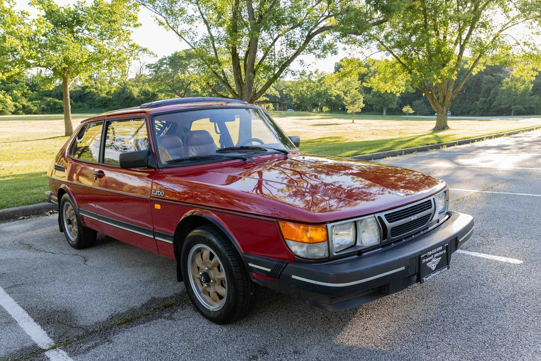 1986 Saab 900 Turbo 1st Gen - Image 15 of 31