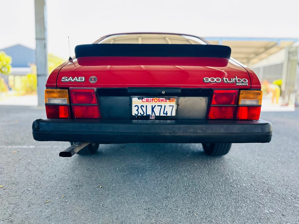 1986 Saab 900 Turbo 1st Gen - Image 13 of 31