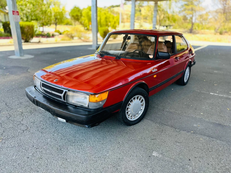 1986 Saab 900 Turbo 1st Gen - Image 7 of 31