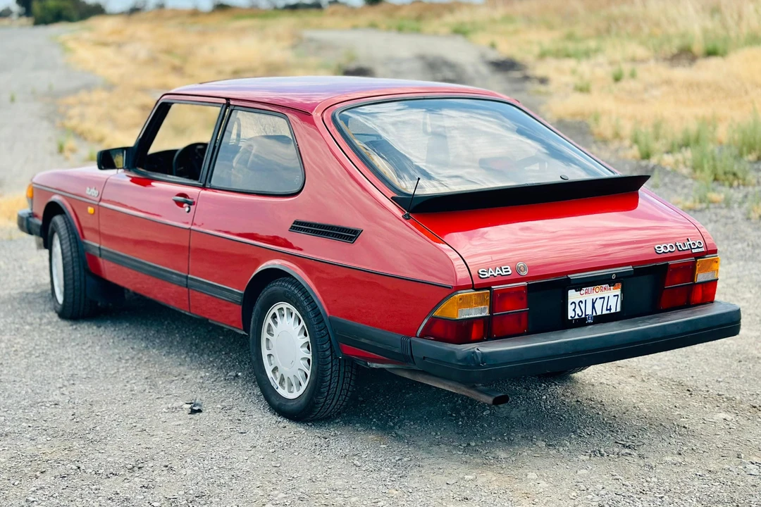 1986 Saab 900 Turbo 1st Gen - Image 4 of 31