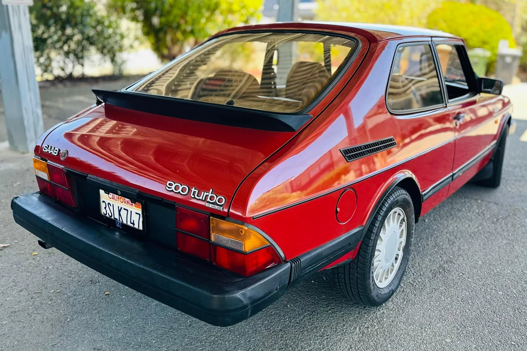 1986 Saab 900 Turbo 1st Gen - Image 15 of 31