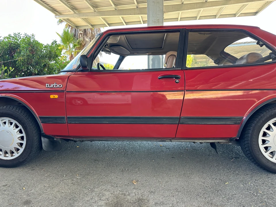 1986 Saab 900 Turbo 1st Gen - Image 22 of 31