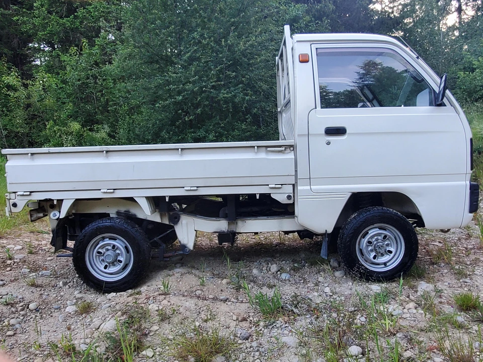 1986 Suzuki Carry & Every 7th Gen - Image 9 of 31