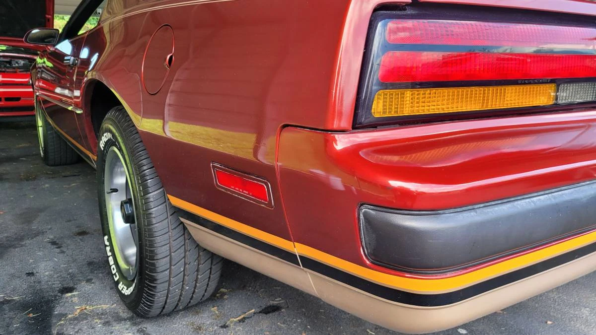 1986 Pontiac Firebird 3rd Gen - Image 10 of 20