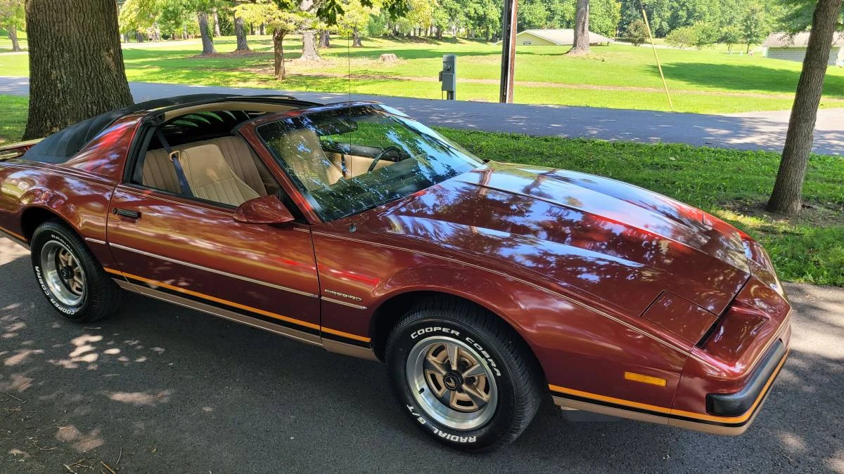 1986 Pontiac Firebird 3rd Gen - Image 2 of 20