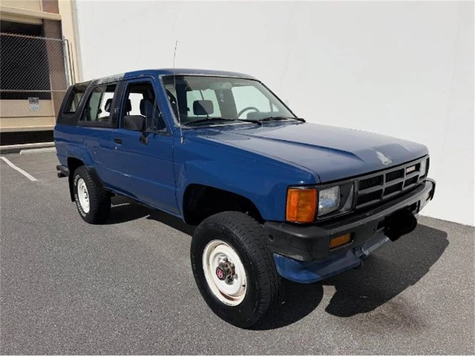 1986 Toyota 4Runner 1st Gen - Image 9 of 23