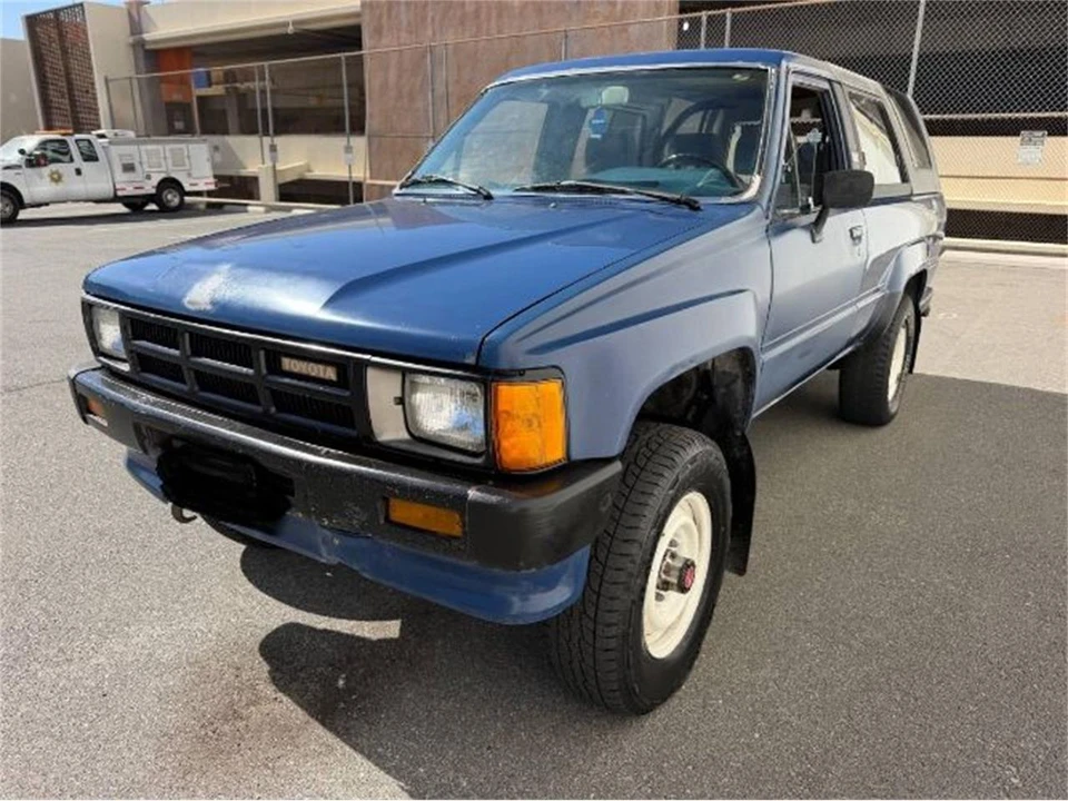 1986 Toyota 4Runner 1st Gen - Image 5 of 23