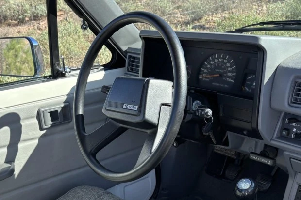 1986 Toyota 4Runner 1st Gen - Image 5 of 8