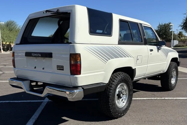 1986 Toyota 4Runner 1st Gen - Image 2 of 8