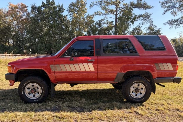 1986 Toyota 4Runner 1st Gen - Image 3 of 9