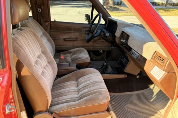 1986 Toyota 4Runner 1st Gen - Image 4 of 9