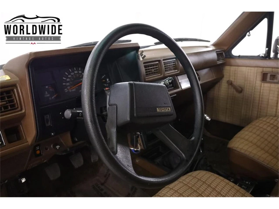1986 Toyota 4Runner 1st Gen - Image 28 of 31