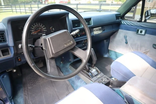 1986 Toyota 4Runner 1st Gen - Image 5 of 8