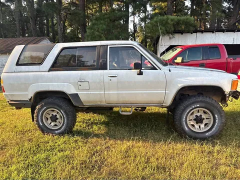 1986 Toyota 4Runner SR5 Sport Utility 4D
