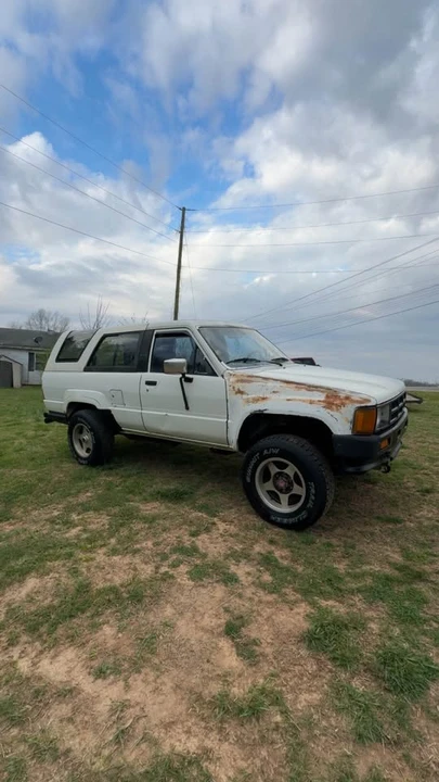 1986 Toyota 4Runner 1st Gen - Image 5 of 9