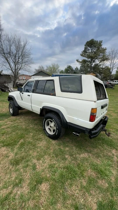 1986 Toyota 4Runner 1st Gen - Image 7 of 9